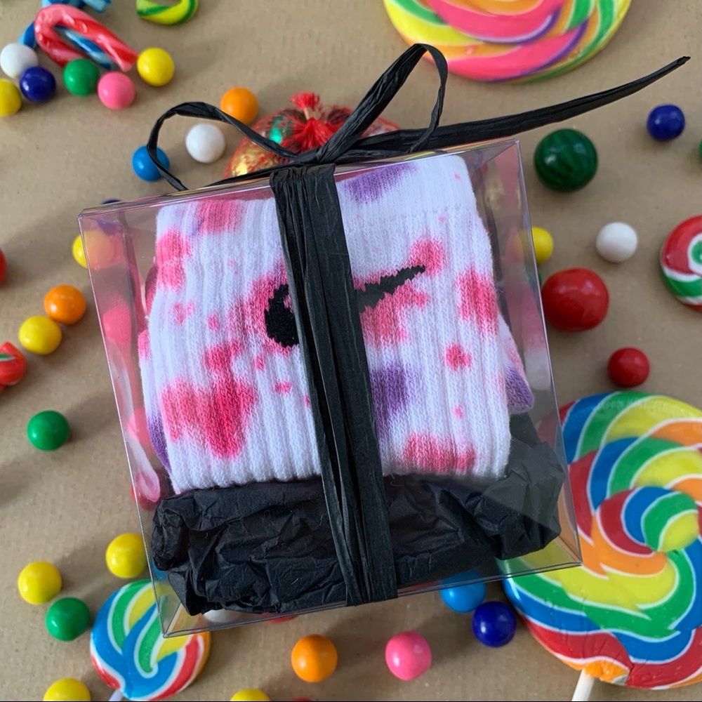 Custom Nike Tie Dye Crew Socks 2 Pack Gift Set - Picture 1 of 10